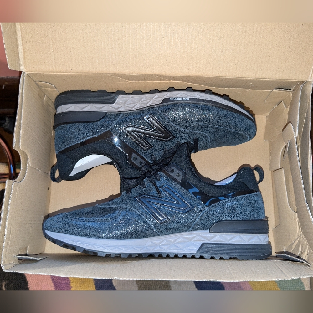 RARE NEW NWT New Balance Navy Lifestyle Sparkle Sneaker Women's 10